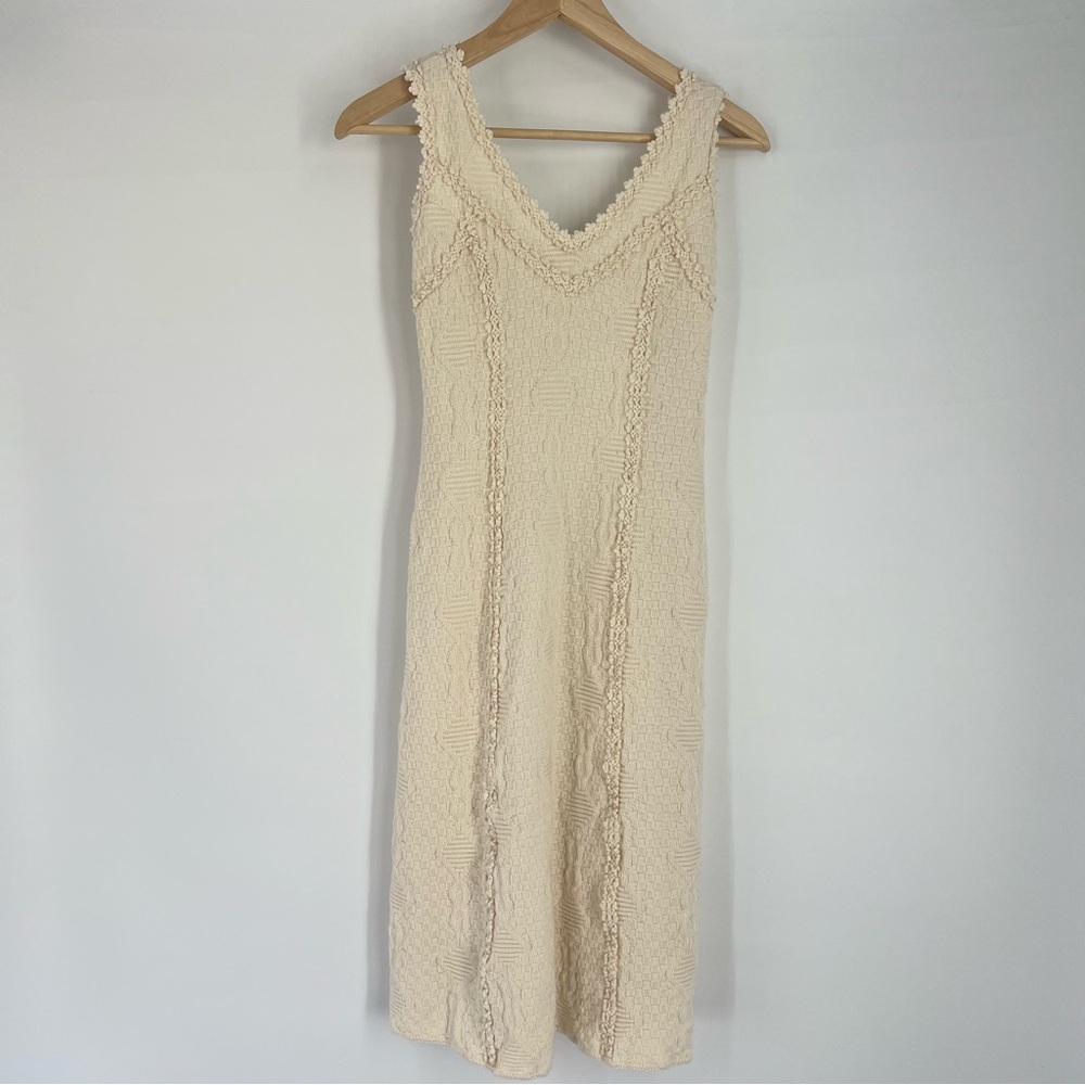 Elegant Cream Sleeveless Dress